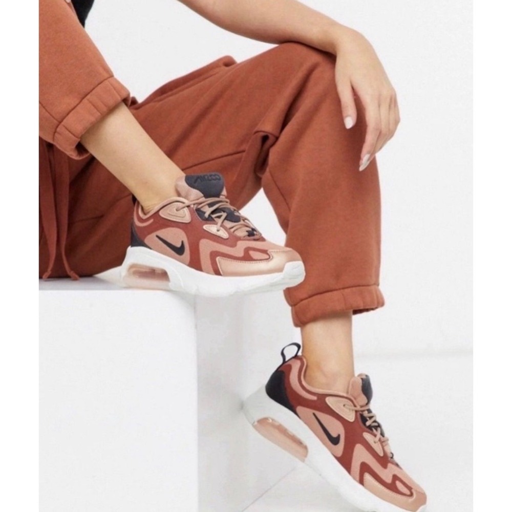 Nike Air Max 200 Running Shoes Womens 8.5 Terracotta Rose Gold Sporty Sneakers